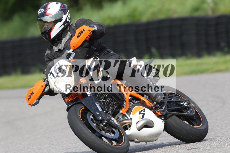 Archiv-2025/10 23.04.2025 Cornu Master School ADR/gruen-vert/16